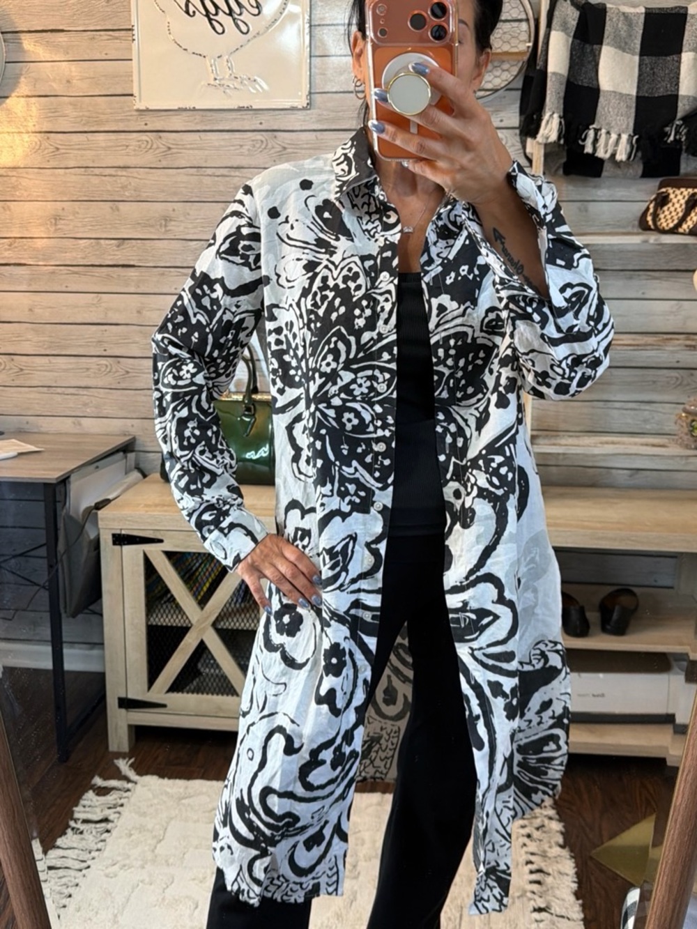 Chico's Black and White Abstract Print Tunic Maxi Top